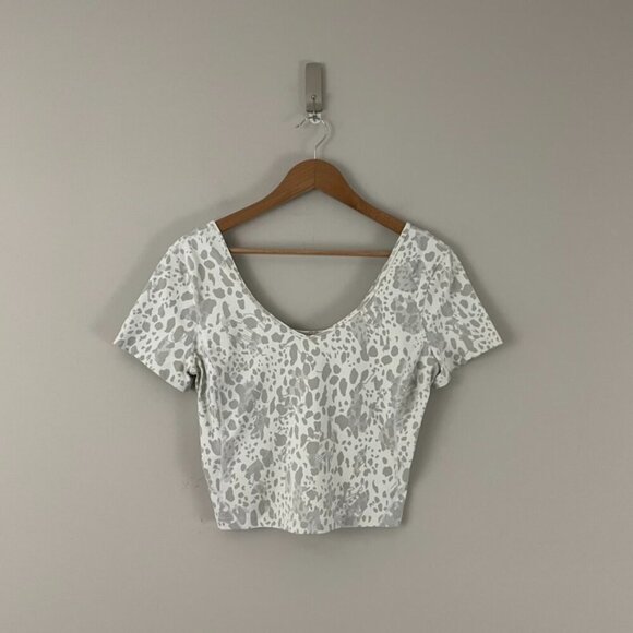 Lululemon Align T-Shirt Cheetah Camo Antique White Multi Size 10 - Picture 1 of 4
